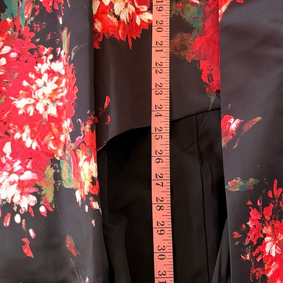 NWT Black Halo EVE Strapless Black and Roses Dress SZ 10 Womans High-Low Holiday - Picture 15 of 17